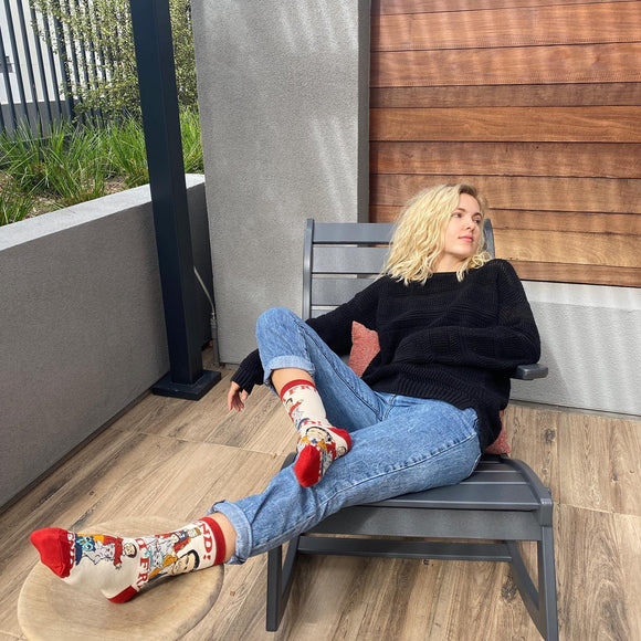 hi-friend-womens-crew-socks-2-oooh-yeah-socks