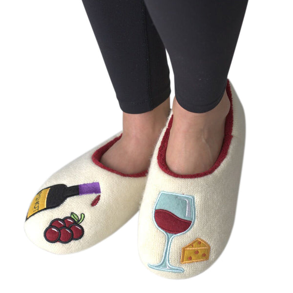 pinot-time-womens-slippers-3-oooh-yeah-socks