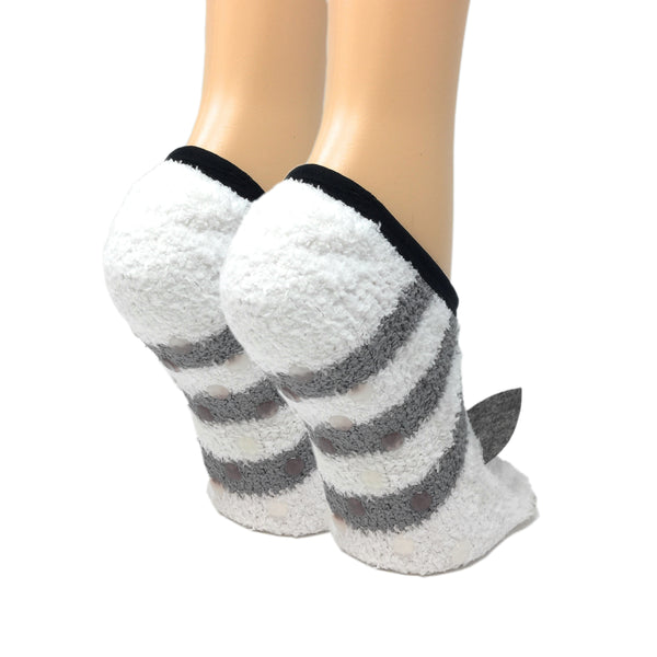 pug-time-womens-slippers-2-oooh-yeah-socks